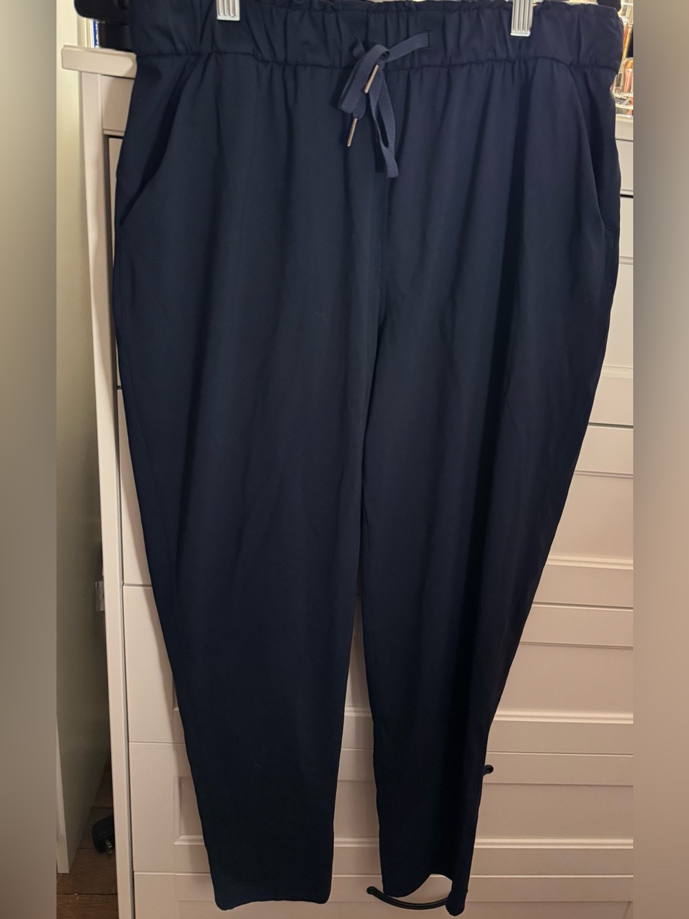 Lululemon Keep Moving Pant Women’s size 10